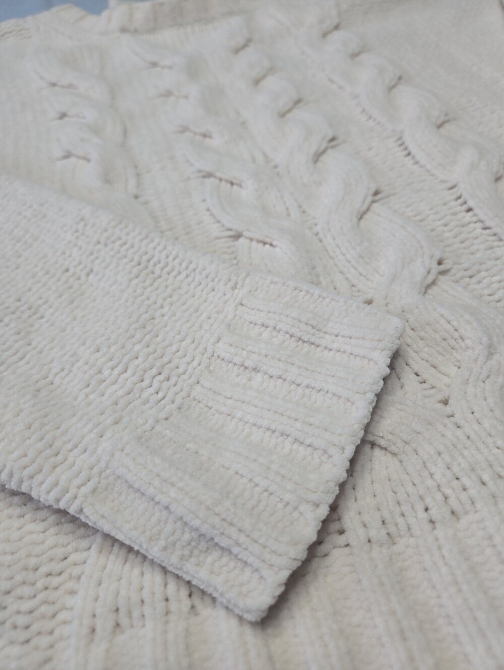 American Eagle Cream Chenille Cable Knit Sweater | XL/TG | Cozy Oversized Fall - Picture 5 of 9